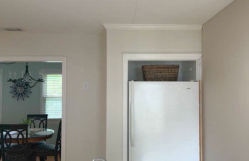 Groveland - Kensington Park Apartment | 2BR Apartment in Mid Century Ranch in Kensington Park