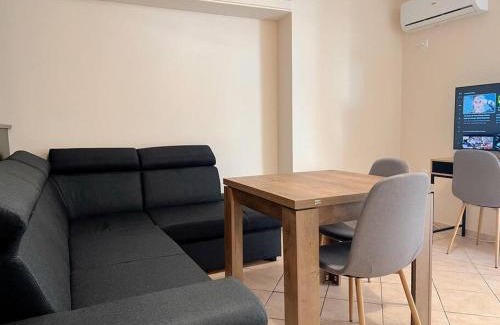 Kypseli Apartment | 2BR Apartment next to National Archaeological Museum and AUEB