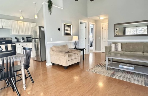 Salsbury Cove Apartment | 2BR Apt + Deck, Fire Pit, Backyard! [Maine Escape]