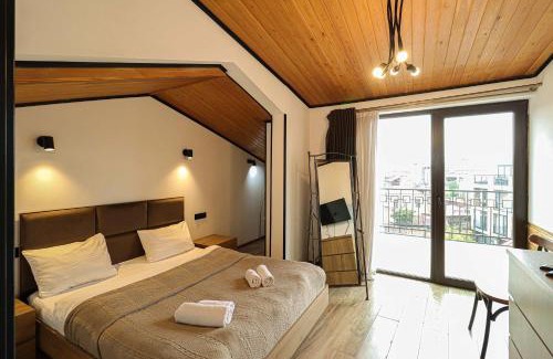 Avlabari Apartment | 2BR Apt w terrace & stunning views