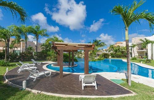 Puerto Aventuras Apartment | 2BR Apt with Lagoon View in Puerto Aventuras
