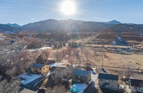 Colorado Springs Cottage | 2BR Aptmt Parks Private Deck, Mountain Views!