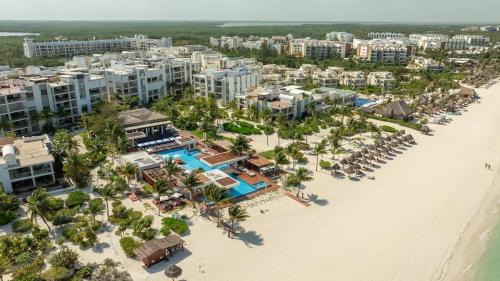 Playa Mujeres Apartment | 2BR Beach & Marina front Condo w/Top Features