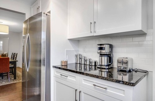 Detroit Apartment | 2BR Comfort near The Villages | Free Parking