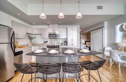 Beltline Condo | 2BR Condo in Beltline near Restaurants & Shops including Parking