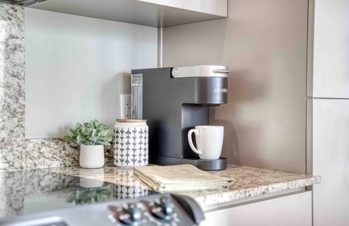 Beltline Condo | 2BR Condo in Beltline near Restaurants & Shops including Parking