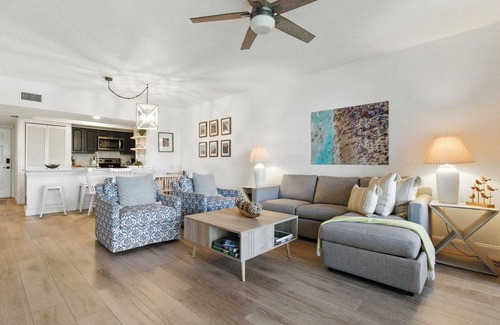 Bonita Bay Condo | 2BR Condo - Pool - Balcony & Prime Location!