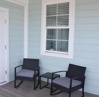 Davis House | 2BR Cozy Cottage Private Dock