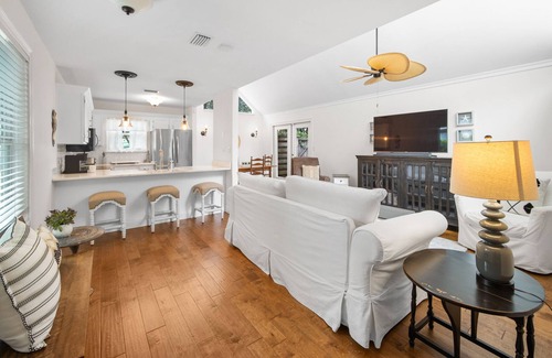 Crystal Beach House | 2BR Destin Home, 0.2 Mi to Beach, Near Shops & Dining
