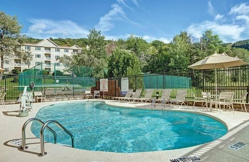 Hancock Condo | 2br DX Condo Ski & Berkshire County!