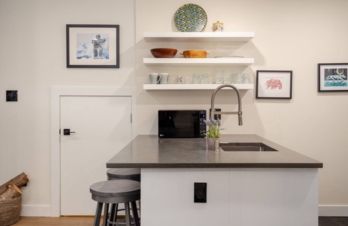Blackcomb House | 2BR | Gables | King Bed | Prime Location | Heated Flooring | Wood Burning Fireplace