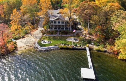 Salem House | 2BR Guest House on 36 acer Estate Indoor POOl/SPA