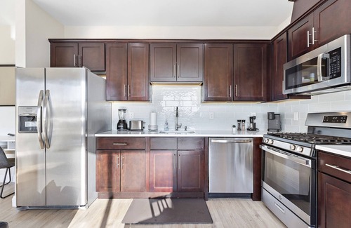 Newark Apartment | 2BR*HiddenGem*Skyline view*Rooftop Balcony