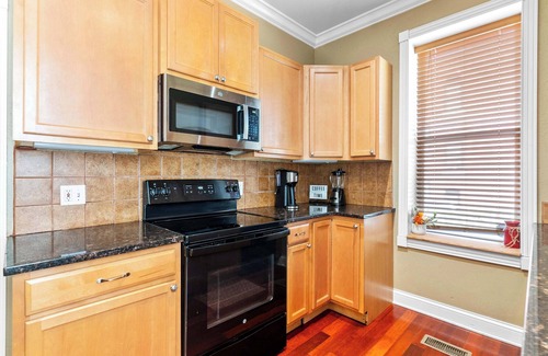 Soulard House | 2Br Kings Palace Summ