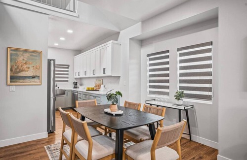 Golden Hill House | 2BR+LOFT-Golden Hill, Cozy+Games