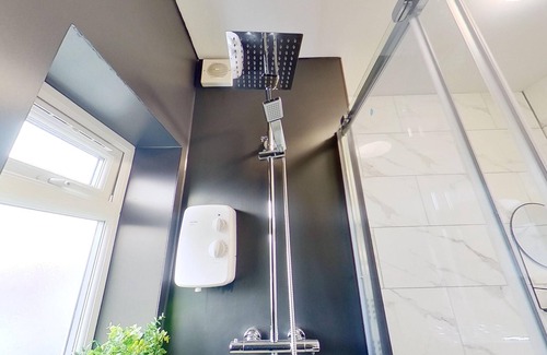 Salford House | 2BR-NearCityCentre-MediaCity-WiFi-Parking-Garden