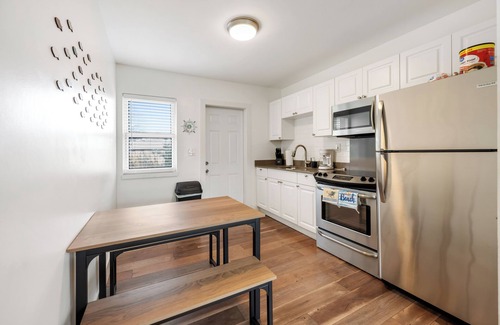 Delray Beach Condo | 2BR on Swinton - 1 Mile to Beach, 1 Block to Ave