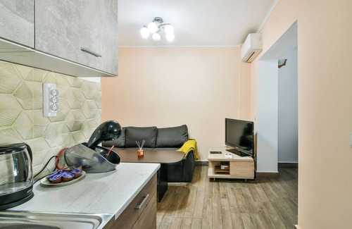 Odesos Apartment | 2BR Spacious Apartment