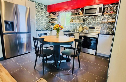Fort Worth House | 2BR Stockyards Stay | Steps to Shop, Music & Rodeo