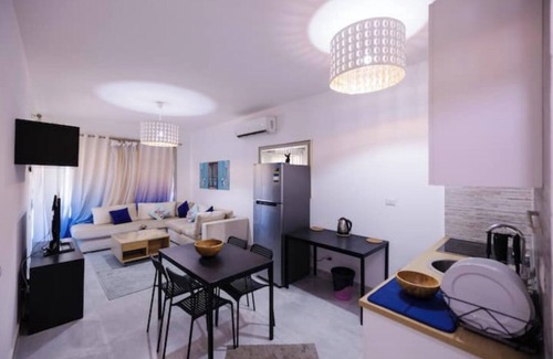 Ain Sokhna Apartment | 2BRs Direct on Pool View Free beach Access Einbay
