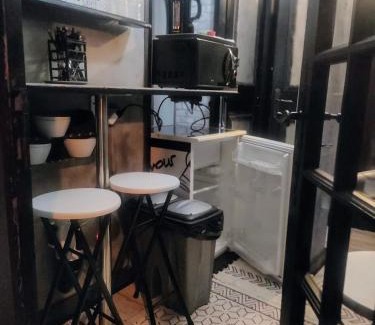 Tulle Apartment | 2CH 4pers matelas M de Forme Kitchenette SDB WC au calme côté jardin
