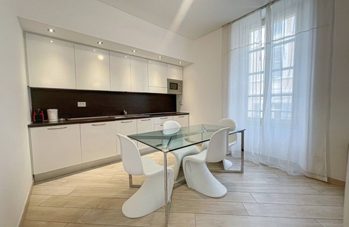 Cannes City Centre Apartment | 2D Tony Allard