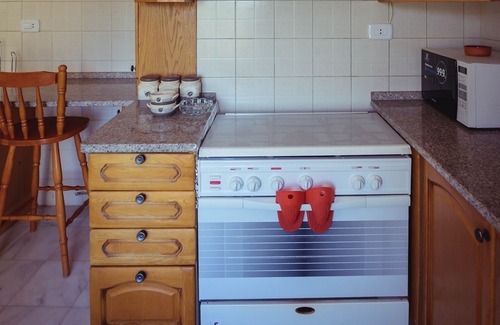 Amman Apartment | 2KING-BEDS/1.5BATH + Parking, Safe Near US Embassy
