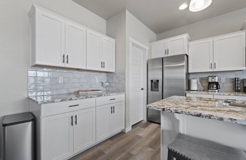 Nampa House | 2min>Ridgevue*1800ft²*King*FirePlace*600Mbps