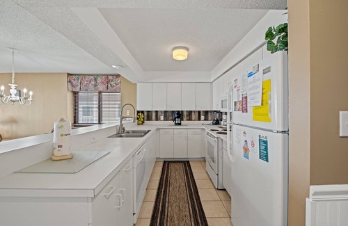 Atlantic Beach Condo | 2nd Floor Beach Club III. Oceanfront Pools, Sundecks | Beach Club III - 2E
