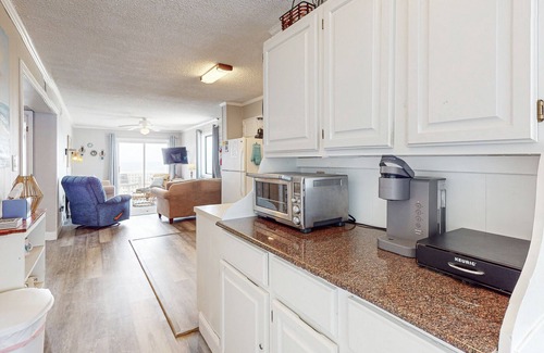 Holden Beach Condo | 2nd-floor condo with ocean views, outdoor pool, tennis & beach access - dogs OK