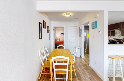 Cinnamon Shore Condo | 2nd Floor, Shared Pool, Boardwalk to Beach