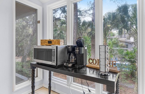 Oceanside House | 2nd Row Beach House ~ Private Pool ~ 4 King Bedrooms ~ 19 Oyster Catcher Rd