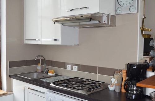 Dieppe Apartment | 2P. all comfort-48m2+garden.beach, port, shops and castle 8mn walk