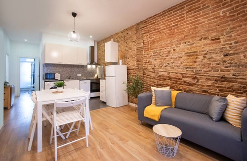 La Sagrada Familia Apartment | 2SIC1033 Bright flat near Sagrada Familia