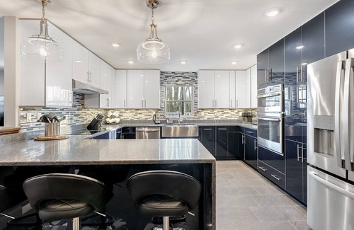 Cape May Court House Apartment | 3,000 sq.ft. 10 Guests, 4-Bed, 3-Bath, Pool, Spa, Outdoor Kitchen, Garden, WiFi.