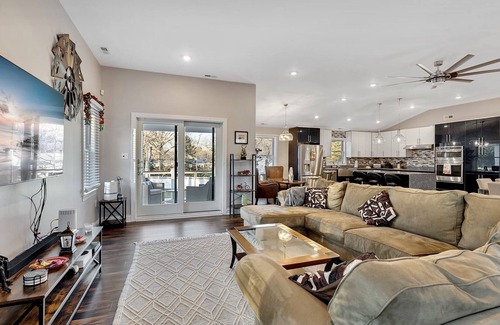 Cape May Court House Apartment | 3,000 sq.ft. 8 Guests, 3-Bed, 3-Bath, Pool, Spa, Outdoor Kitchen, Gardens, WiFi.