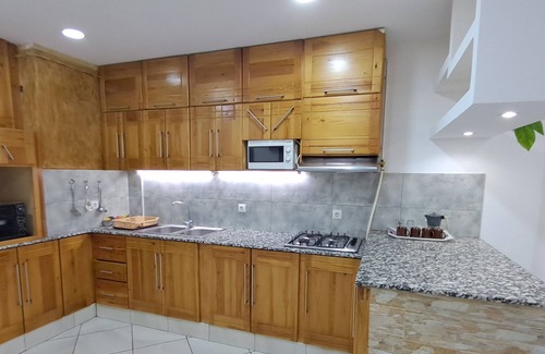 Bir El Djir Apartment | (3-1) CONVENIENCE - CLEANLINESS - SAFETY - PEACE AND QUIET