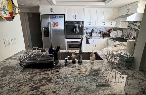 North Redington Beach Condo | 3/2 condo w/large balcony directly on the Gulf of Mexico