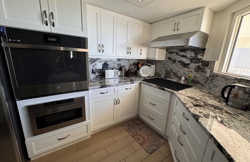 North Redington Beach Condo | 3/2 condo w/large balcony directly on the Gulf of Mexico