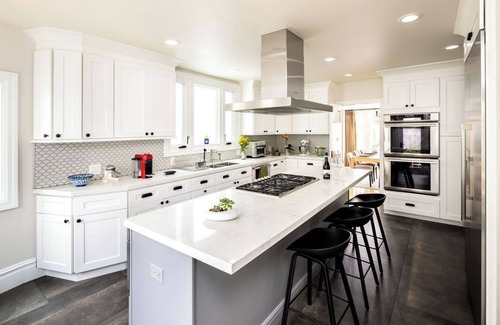 Mount Davidson Manor House | 3/2 Luxury house in Sf w/yard/gym