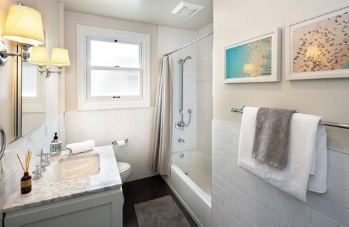 Mount Davidson Manor House | 3/2 Luxury house in Sf w/yard/gym