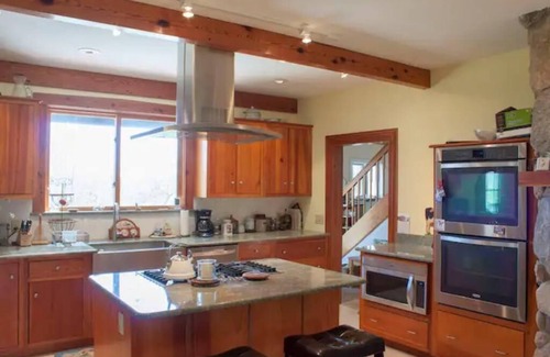 Tom Nevers House | 3,500 Sq Ft and Secluded