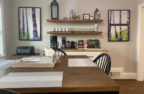 Roswell Apartment | 3 Apartments*King Beds*Walkable*Pets*Groups Okay!