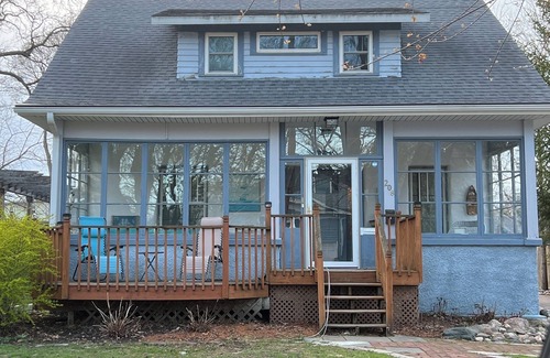 Clear Lake House | 3 BD 2 BA Cottage in Clear Lake near Lake, Surf, and Downtown