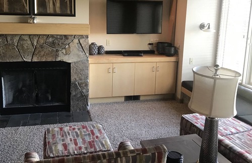 Redmond Condo | 3 bdrm Condo with great river view.