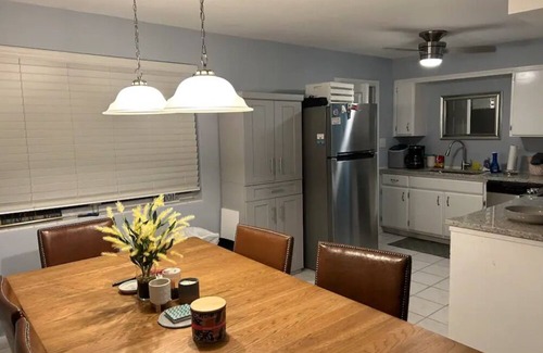 Cypress Lake House | 3 bed 2 bath, Heated Private POOL, Ft Myers near Cape Coral Bridge