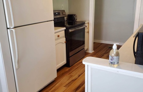 Beaufort House | 3 bed 2 bath Home 11 miles from Atlantic Ocean