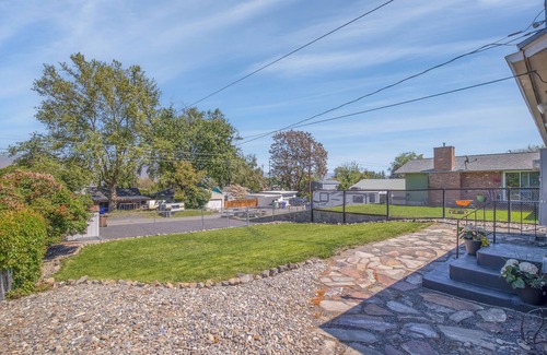 Lewiston House | 3-bed 2 bath house in welcoming Lewiston with WiFi, AC, and plenty of parking!