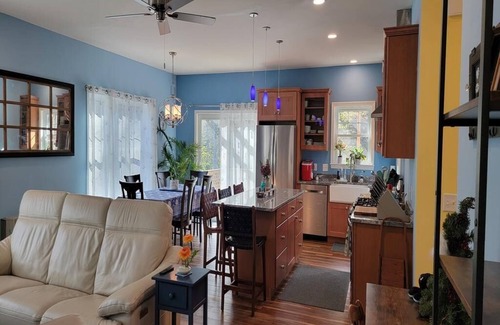 Boothbay House | 3 BED-2 BATH-NEW HOME-Boothbay Center. Beautifully landscaped property.