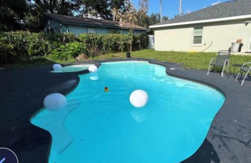 Eustis House | 3 Bed 2 Bath Sleeps 6 Pool Retreat in Eustis, FL!